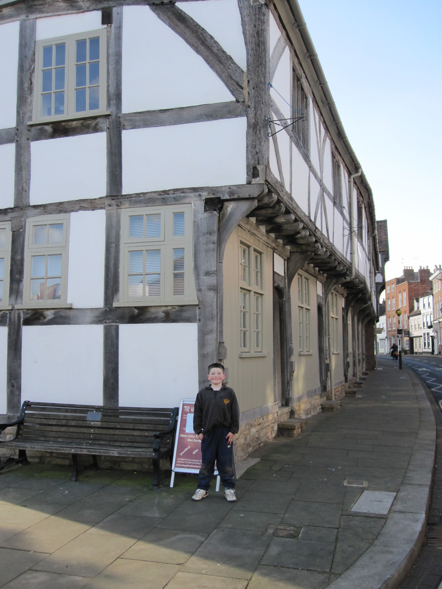 Row of Tudor buildings in Tewkesbury